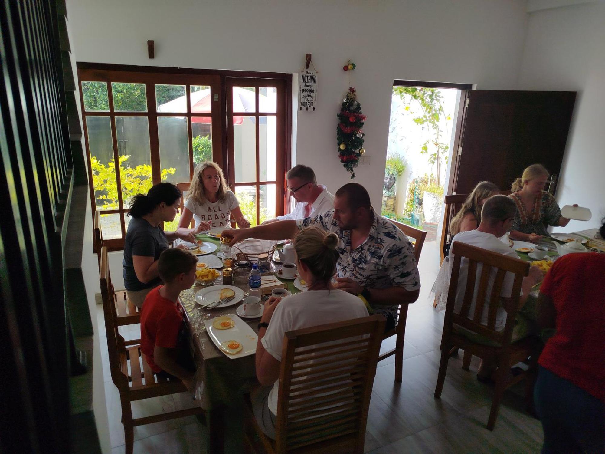Elzangi Hotel Negombo Ngoại thất bức ảnh