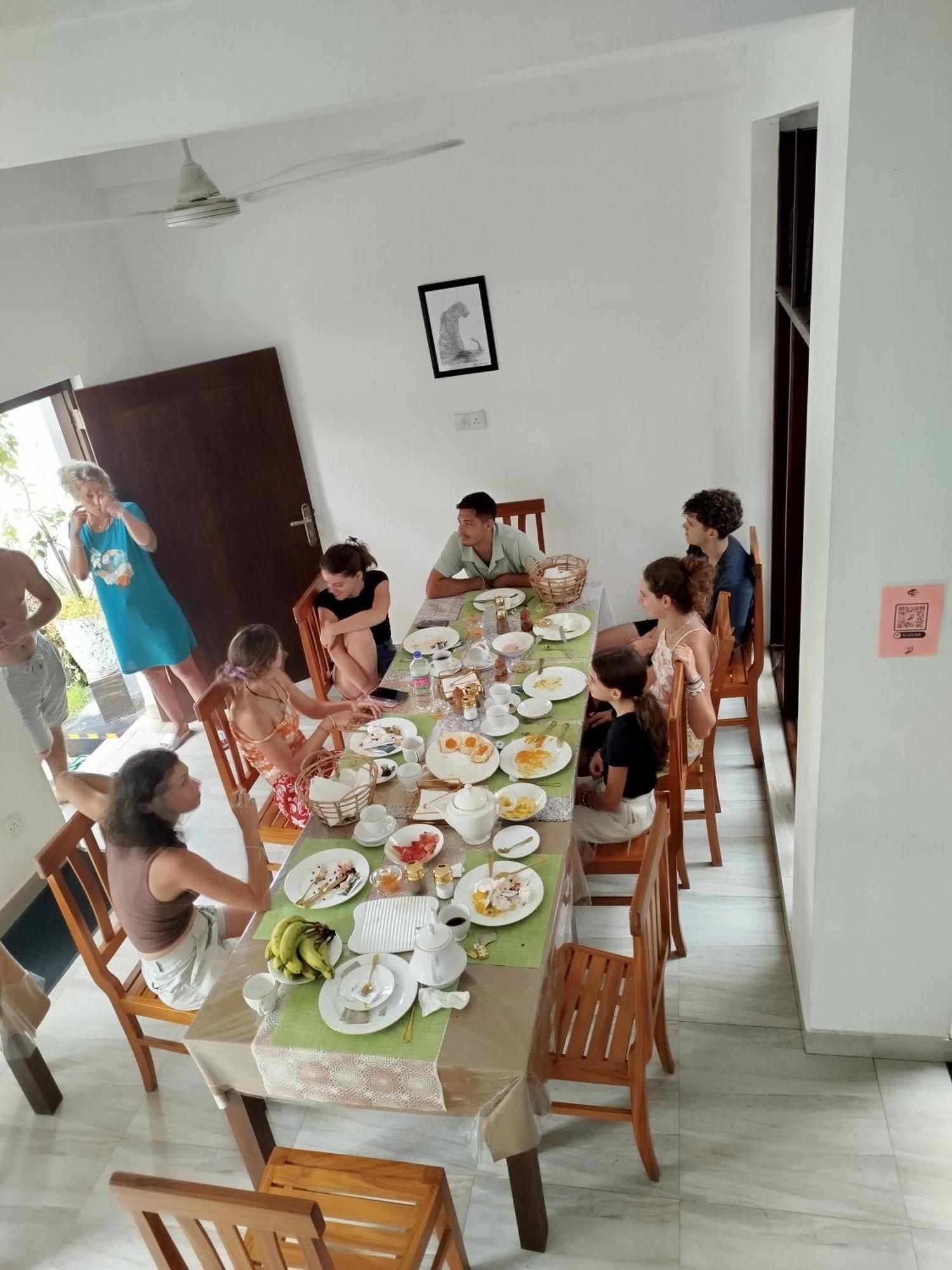 Elzangi Hotel Negombo Ngoại thất bức ảnh